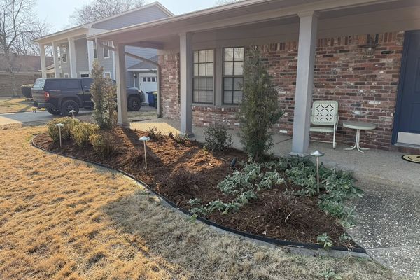Landscaping and mulch bed installation in Little Rock AR